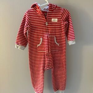 Carter’s baby sweatshirt jumpsuit. Puppy ears and image on bottom. 24 months.